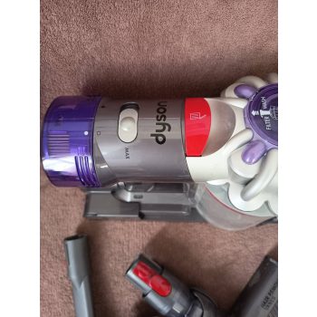 Dyson V8 porszívó